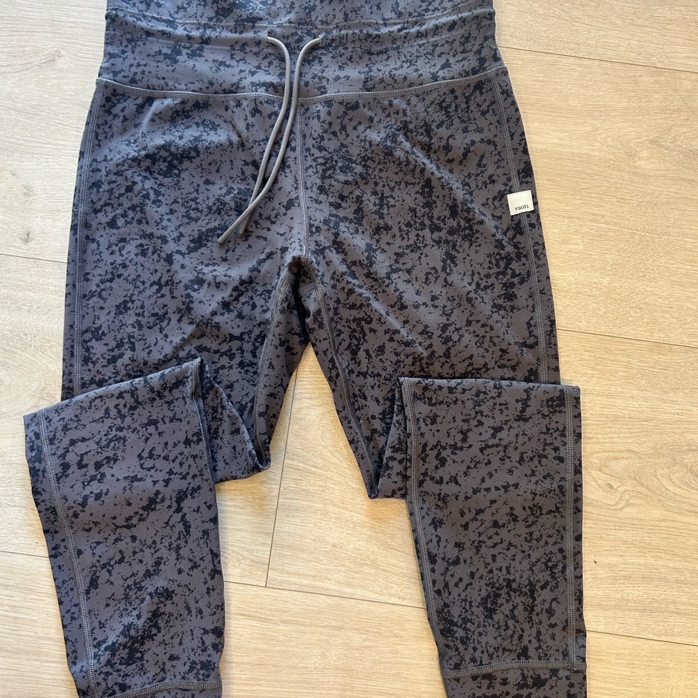 Vuori Chia Stucco print Daily Leggings